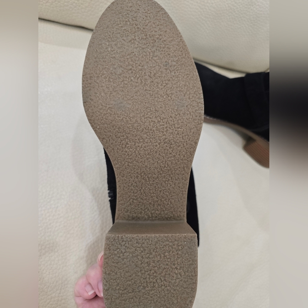 KENSIE Black Ankle Boots Buckle Zipper Suede Leather Size 8.5 - Picture 3 of 6